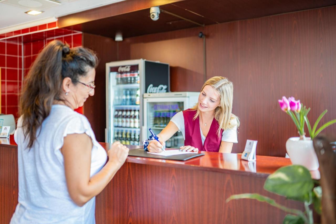 My Airport Hotel Stuttgart-Airport-Messe ラインフェルデン＝エヒターディンゲン エクステリア 写真